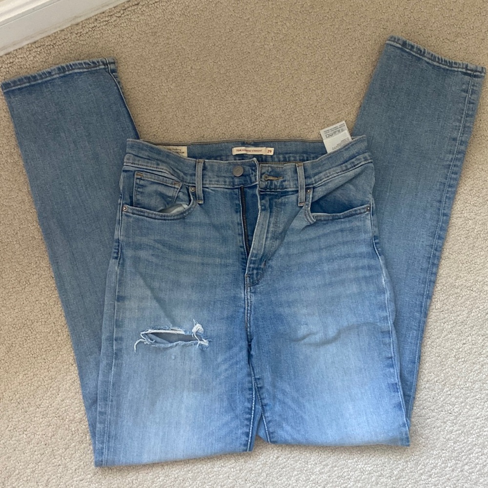 Levis 724 Regular Wash Jeans